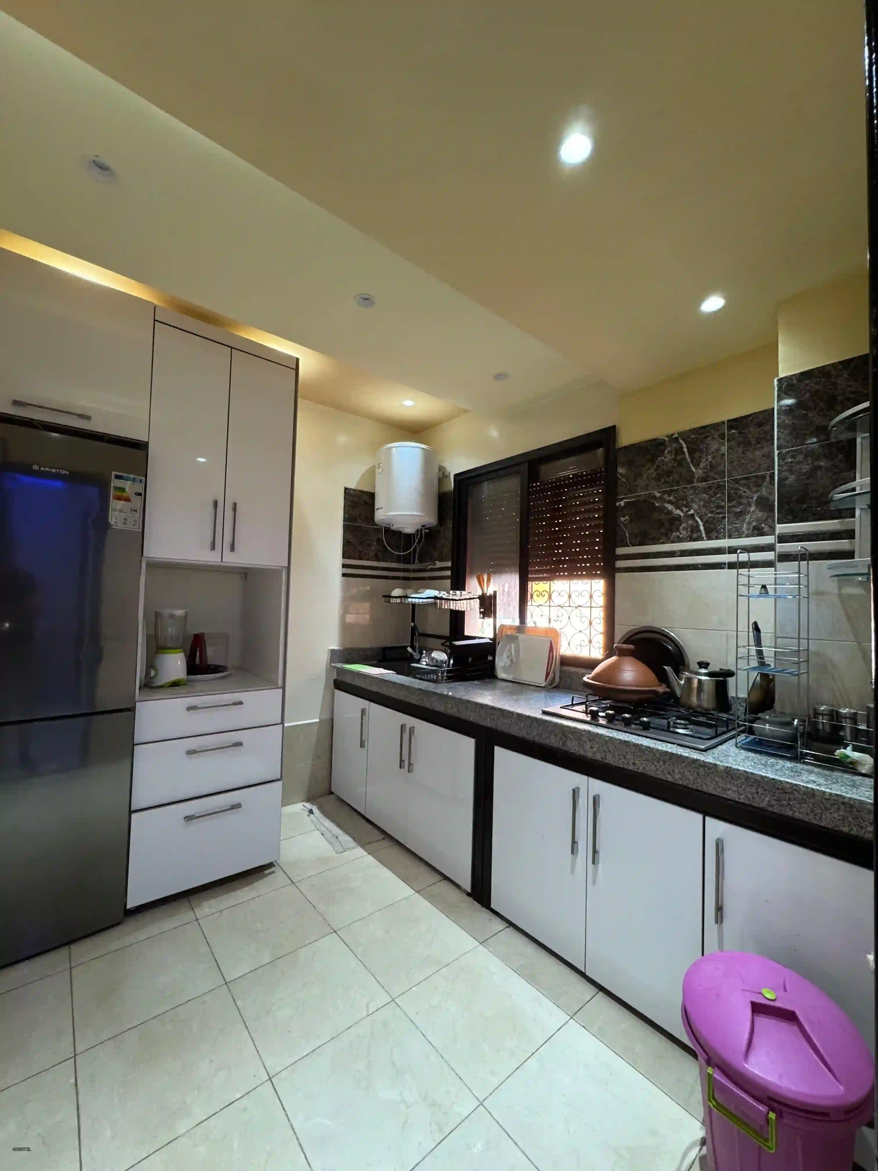 Appartement moderne à louer à Marrakech 2ch salon