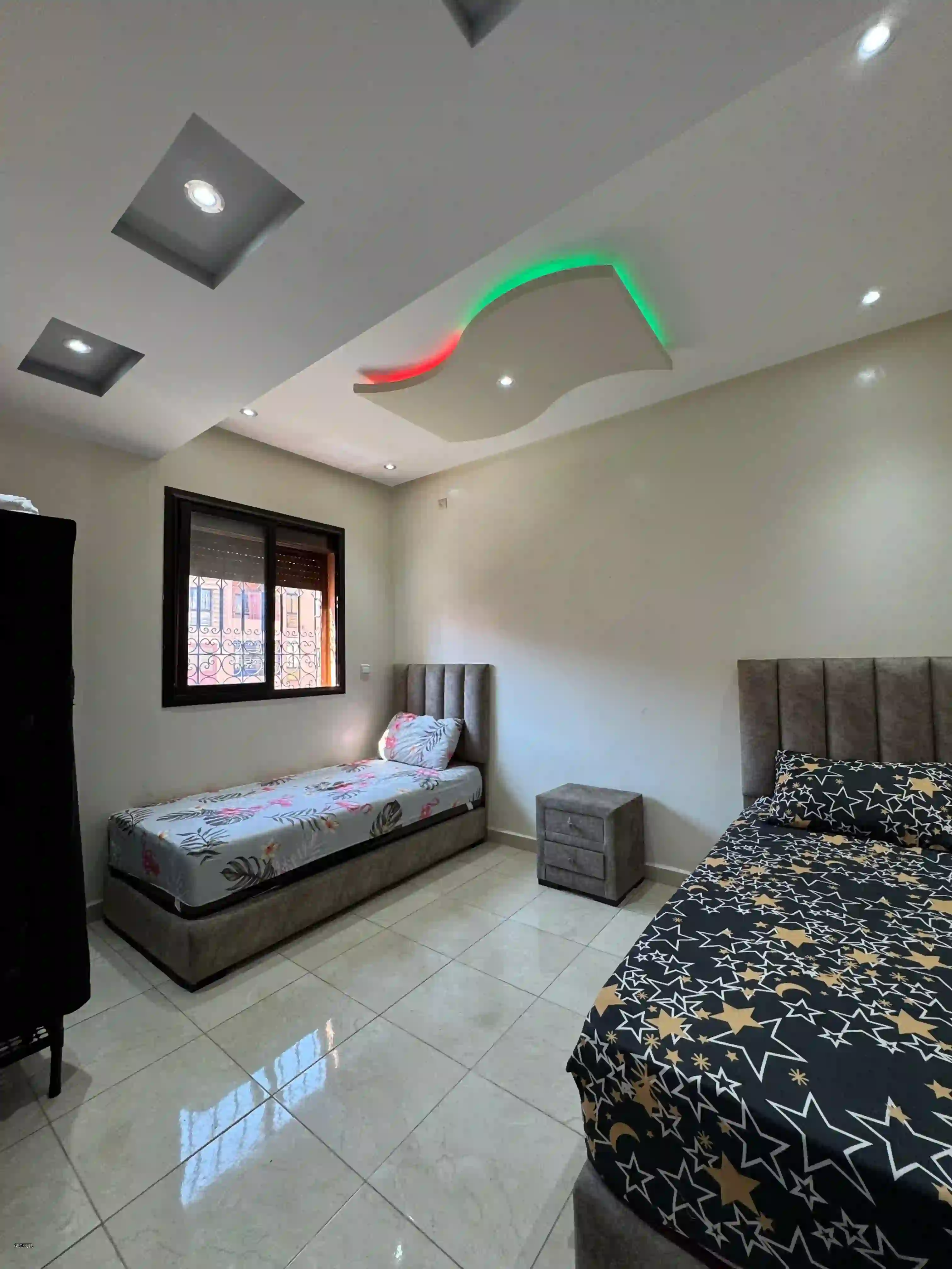 Appartement moderne à louer à Marrakech 2ch salon