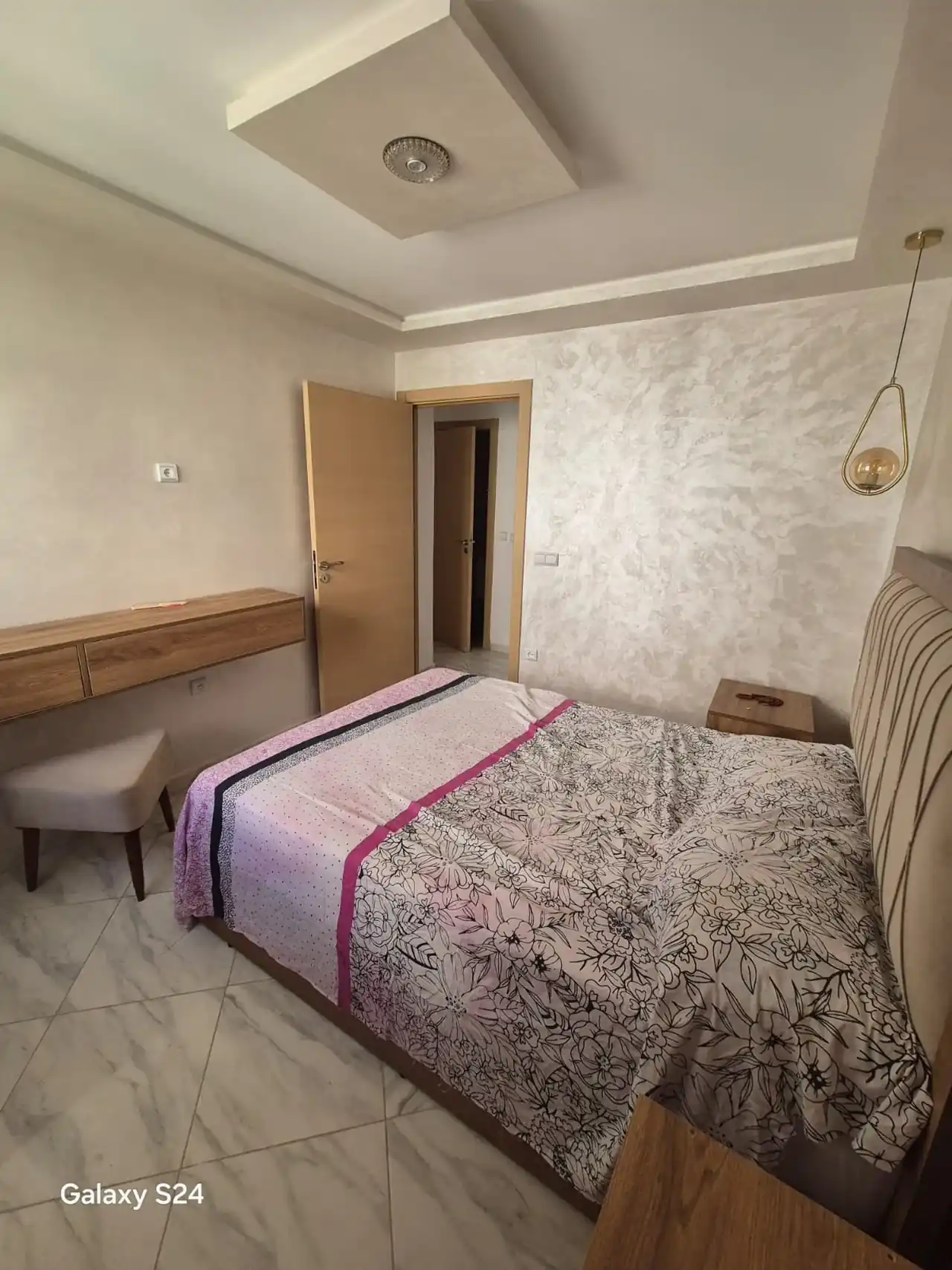 Bel appartement à louer à Fnideq, au premier étage, d'une superficie de 56 m²